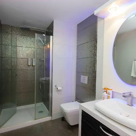 Appart hôtel Azura Park *